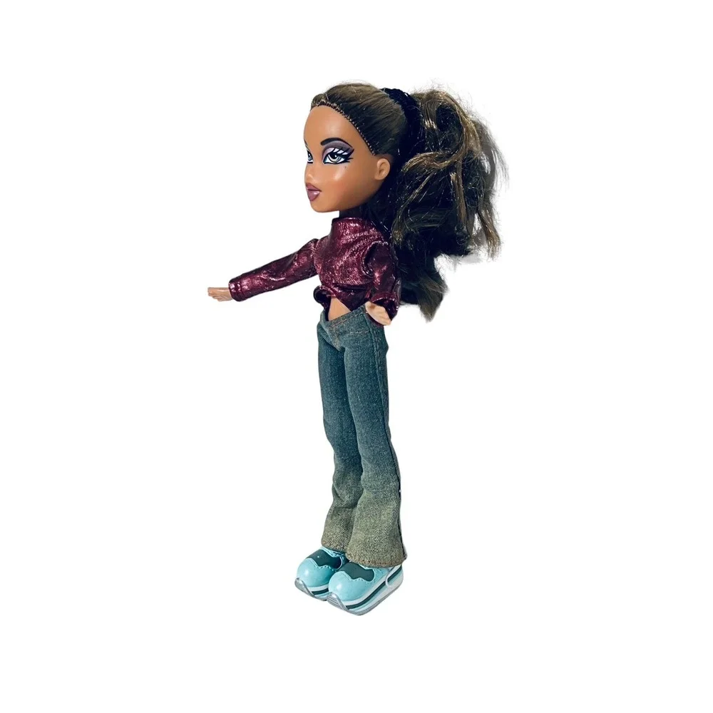 Bratz MGA First Edition Yasmin 2001 Fashion Doll With Outfit & Shoes